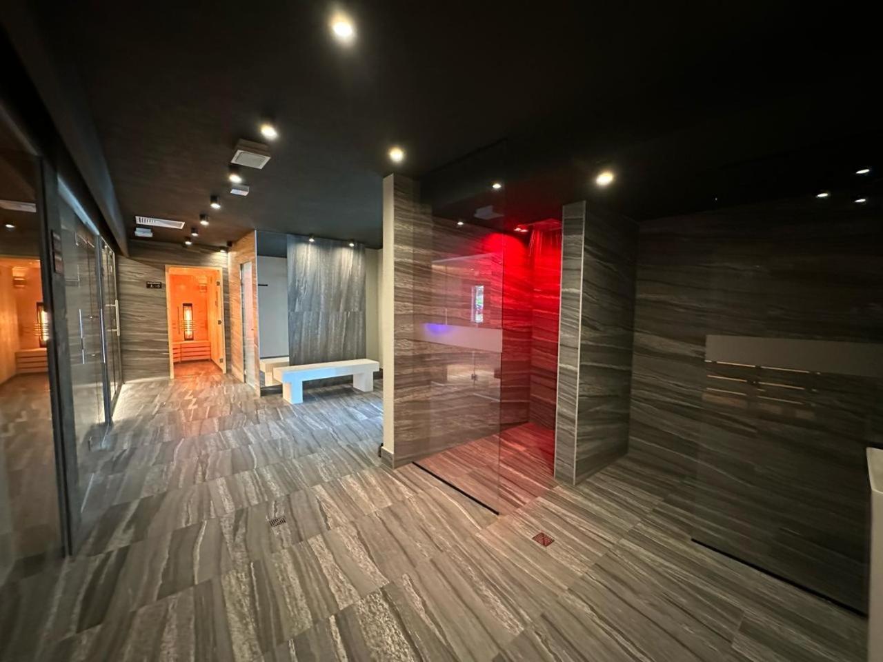 Baltic Comfort Spa Apartment With Free Pool, Saunas & Fitness - Kasprowicza 20 Kołobrzeg Exterior foto